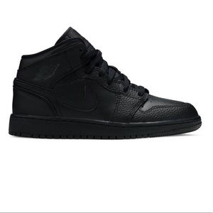 Boys Jordan 1 Mid